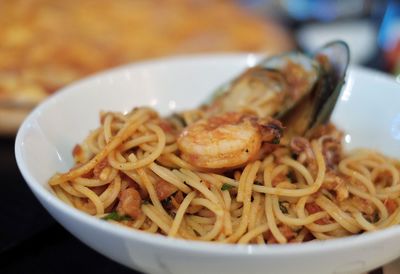 Close-up of spaghetti in bowl