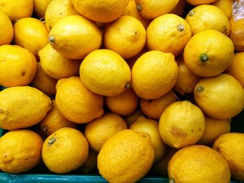 Full frame shot of oranges