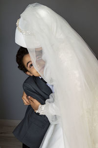 Alaa and her little brother aser in her wedding day