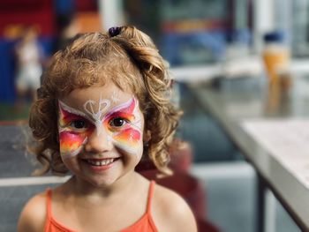 Portrait of cute girl smiling