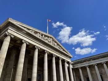 Museum building in london.