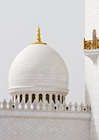 Exterior of temple building against sky