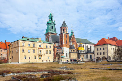 Buildings in city