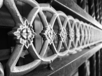 Close-up of rusty chain