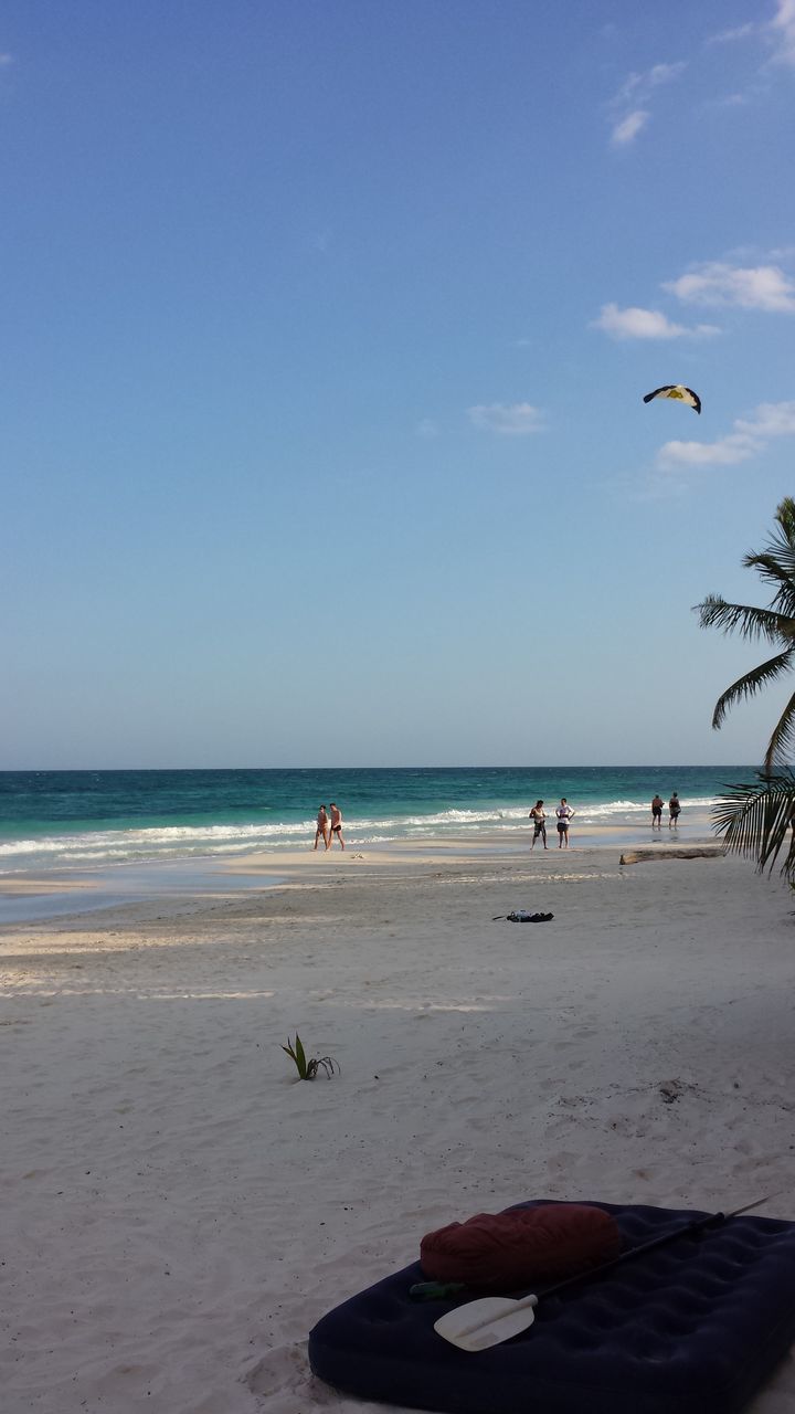 sea, beach, horizon over water, water, shore, leisure activity, sand, sky, tranquility, lifestyles, scenics, tranquil scene, vacations, blue, beauty in nature, nature, men, enjoyment