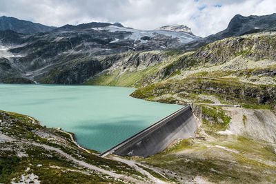 Weisse lake in alps mountains