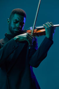 Man playing violin