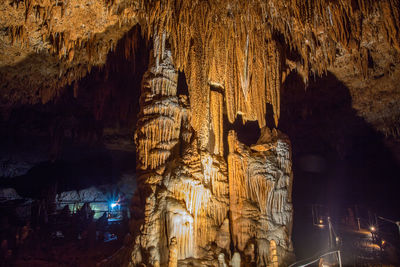 Onondaga Cave