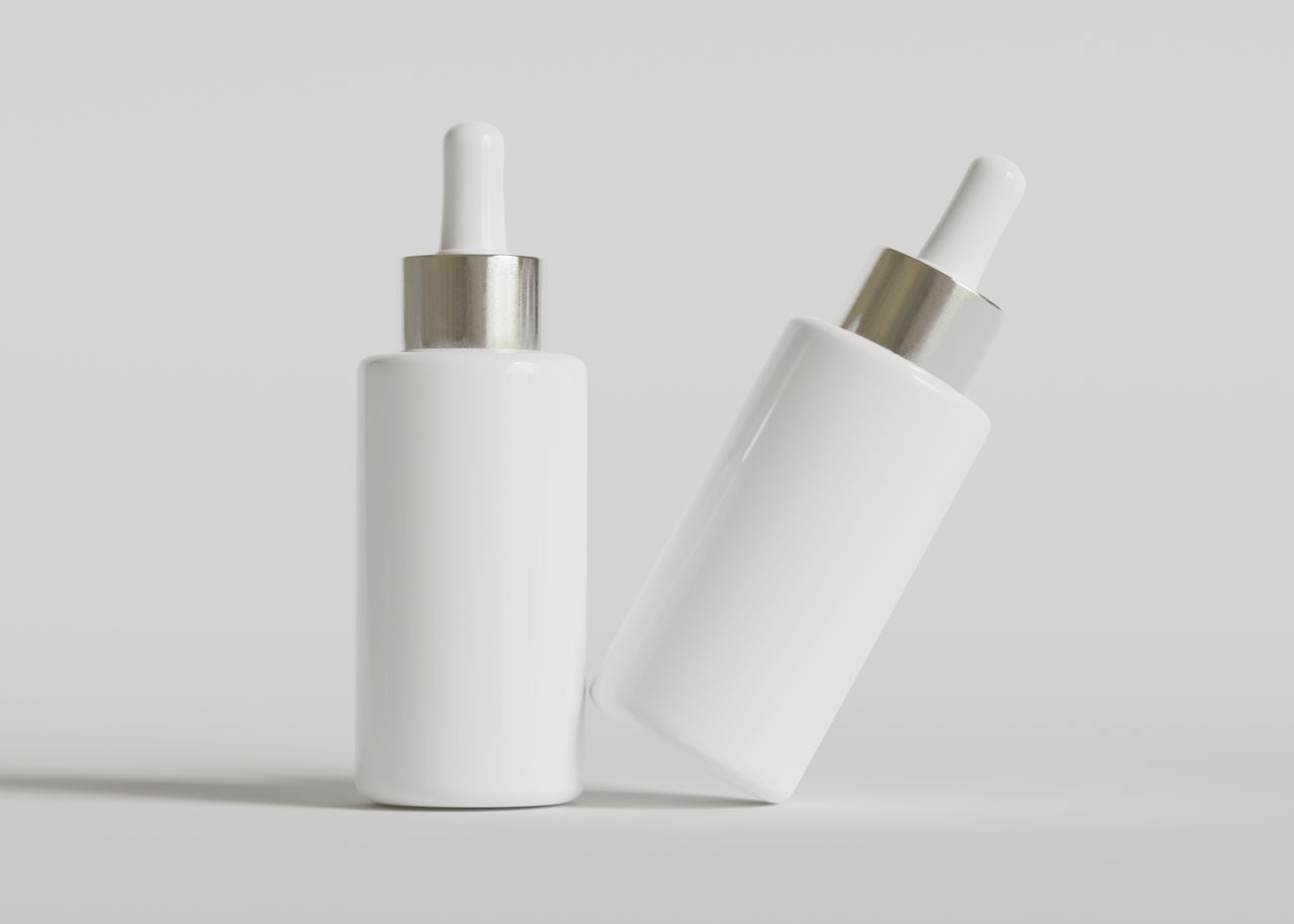 studio shot, no people, cut out, white background, beauty product, indoors, white, make-up, container, bottle, simplicity
