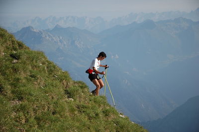 Maga extreme competitive race in the mountains between the 4 peaks of the valley beyond the hill