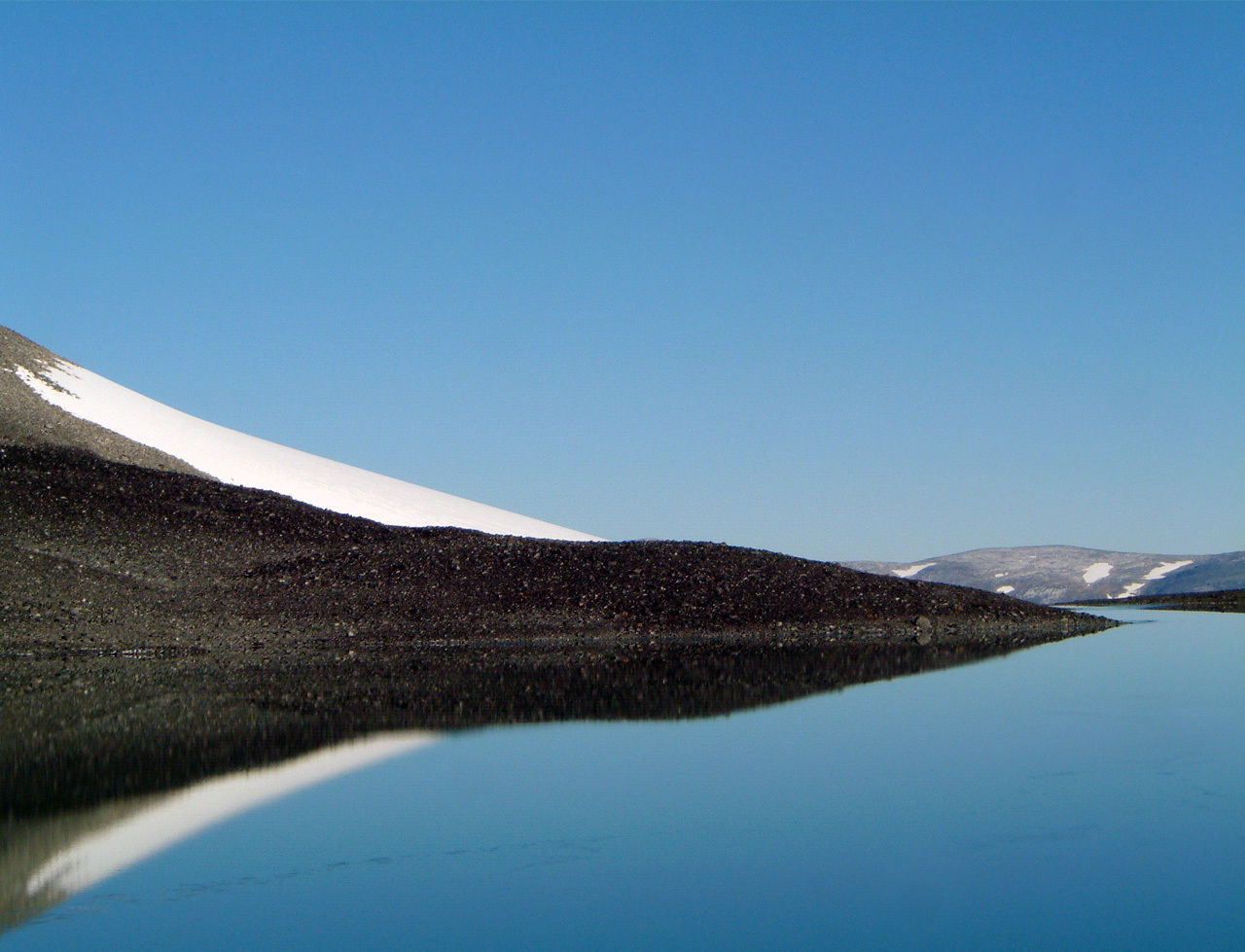 water, clear sky, nature, reflection, blue, beauty in nature, scenics, no people, day, tranquility, outdoors, freshness, sky