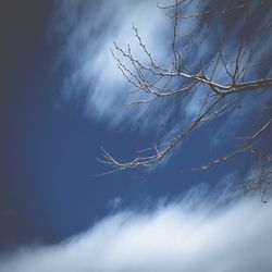 Low angle view of cloudy sky