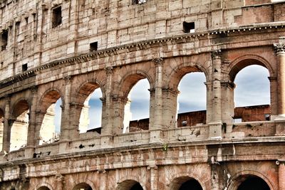 Full frame shot of colliseum