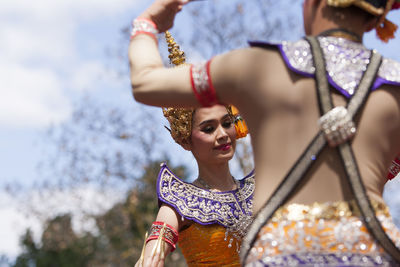 Portrait of woman smiling