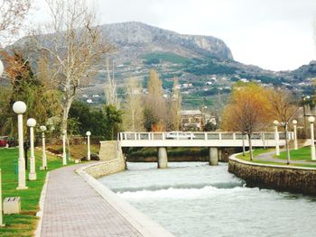 Bridge over river in city