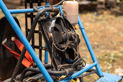 Radiator fan modified car buggy car mounted on the rear of the car.