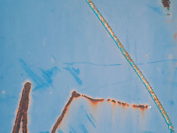 Low angle view of vapor trail