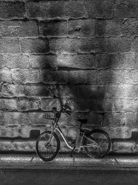 Bicycle parked at roadside