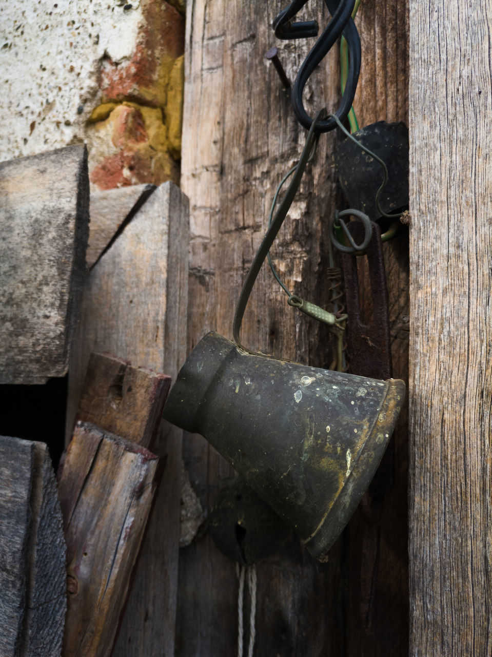 CLOSE-UP OF OLD RUSTY METAL DOOR