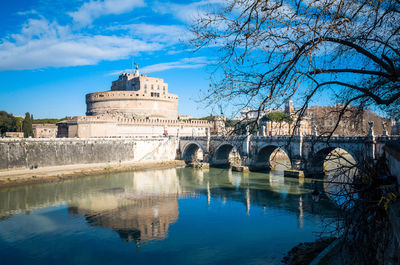 Ponte sant angelo and arch bridge over river