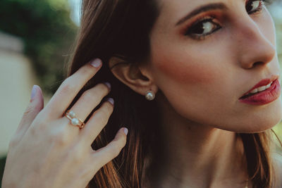 Close-up portrait of young woman