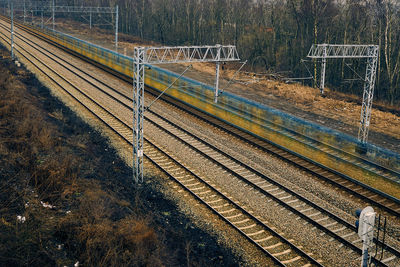 Railroad station platform