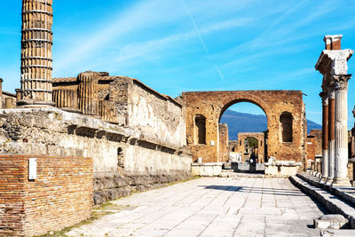 The roman city of pompeii was buried by the eruption in 79 ad of mount vesuvius in southern italy