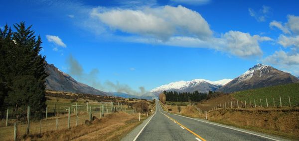 Breathtaking winter landscape during road trip in otago, new zealand.