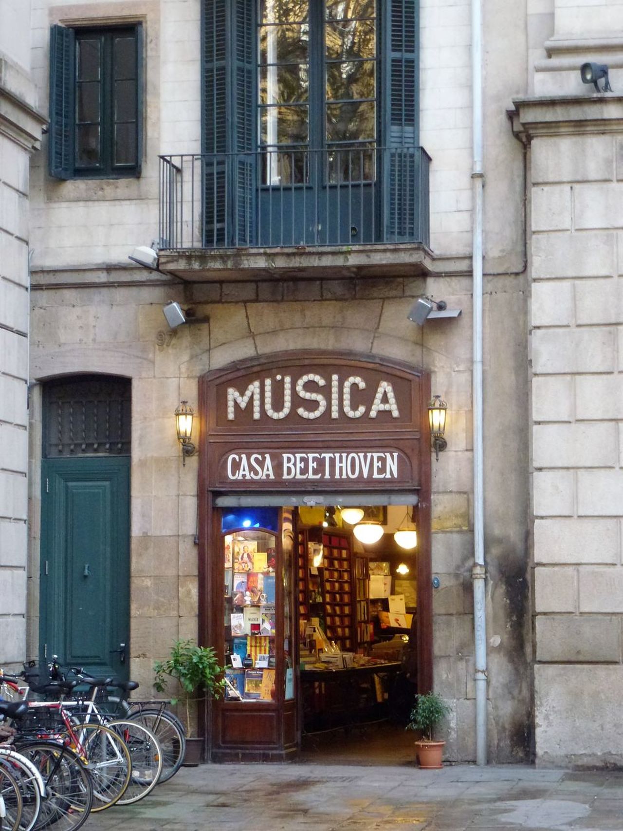 Music shop in barcelona