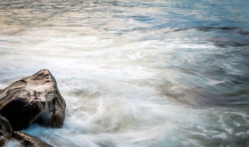 Close-up of wave in sea