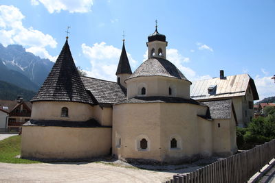 View of cathedral against sky