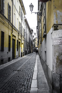 Narrow alley in city