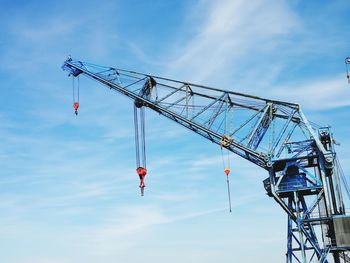 Swim crane on the weser