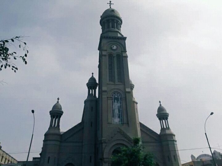 LOW ANGLE VIEW OF CHURCH AGAINST SKY