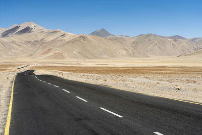 Road passing through a desert