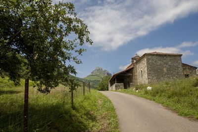 Church in peñamellera