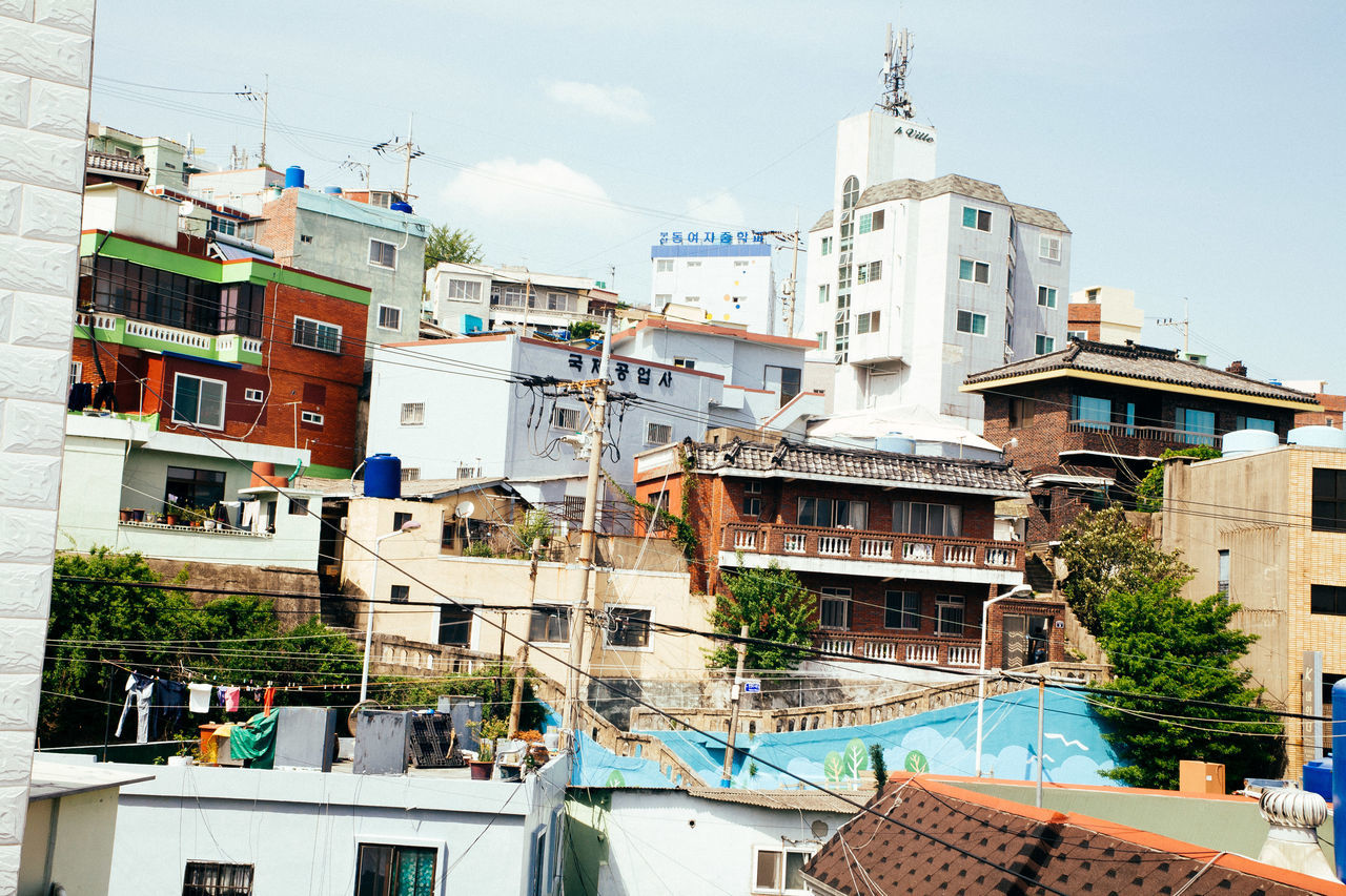 BUILDINGS IN CITY