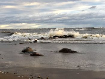 Scenic view of sea against sky