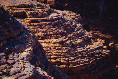 Felsen formation im kings canyon,  australien 