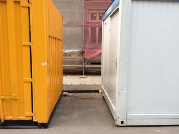 White and yellow container