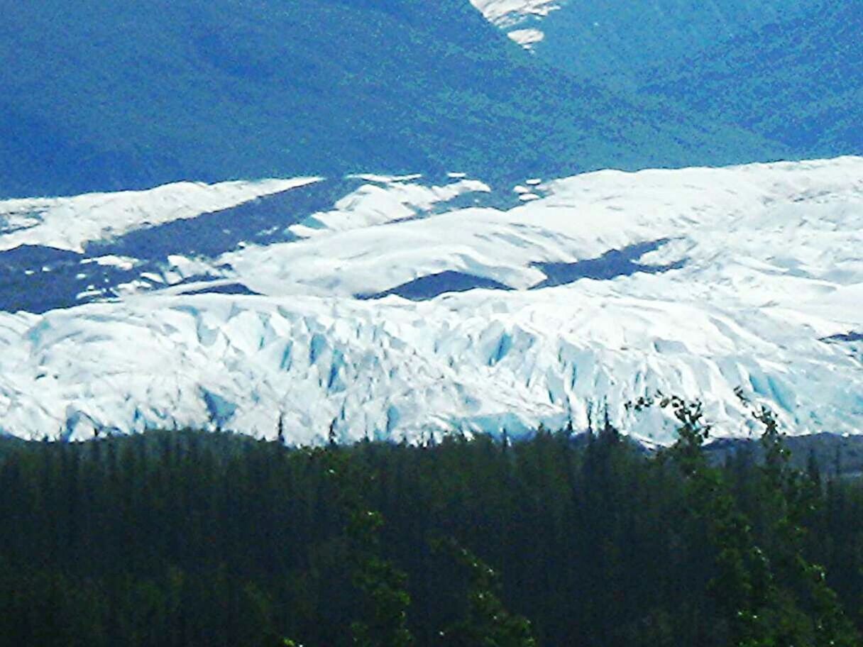 snow, winter, cold temperature, mountain, snowcapped mountain, season, tranquil scene, mountain range, tranquility, scenics, beauty in nature, landscape, nature, weather, covering, non-urban scene, white color, frozen, idyllic, snowcapped