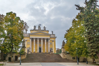 Cathedral basilica of st. john the apostle is a religious building in eger, hungary