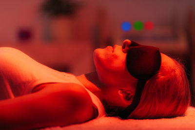 Chroma therapy. red light therapy session.