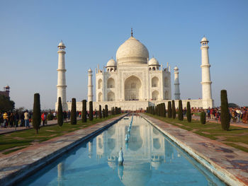 Taj mahal with water reflection 