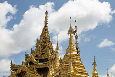 The sule pagoda in rangoon, myanmar