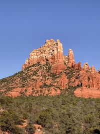 Afternoon light on red rock formations in sedona, arizona 