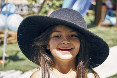 Portrait of a smiling young woman