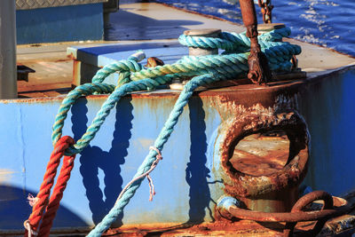 Close-up of rope tied on cleats