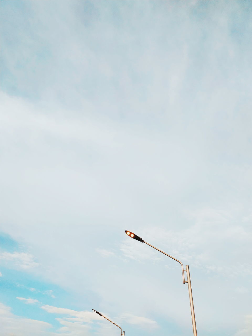 LOW ANGLE VIEW OF STREET LIGHT