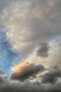 Low angle view of cloudy sky
